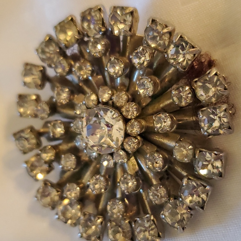 Rhinestone Pin - Picture 3 of 4